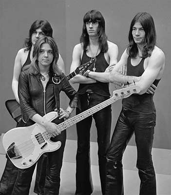 suziquatro21c
