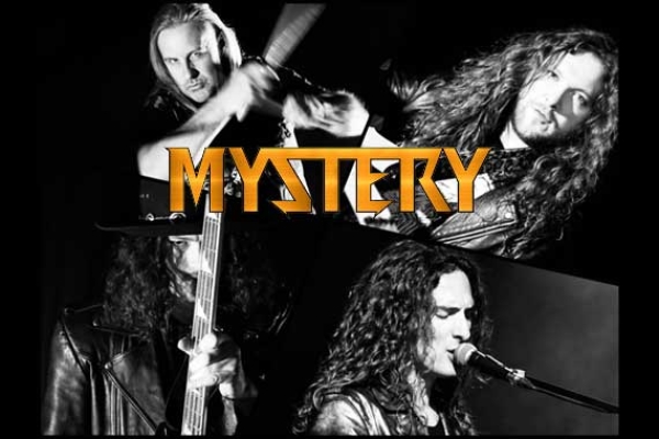 MYSTERY teilen Video zu «Dead By Sunday» mit viele Ausschnitten der letzten Tour von Japan und Australien