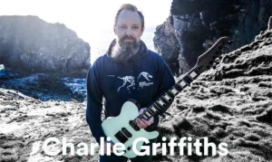 CHARLIE GRIFFITHS (Haken) stellt Video zu «Crawl, Walk, Run» vor