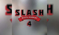 SLASH feat. MYLES KENNEDY AND THE CONSPIRATORS – 4
