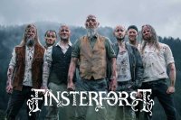 FINSTERFORST bringen mit «Stille Nacht» die Schwarzwald-Düsternis und monumentale Klangwelten mit