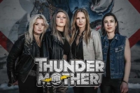 THUNDERMOTHER läuten das neue Jahr mit Video-Single «Bright Eyes» ein, aus kommenden Studio-Album «Dirty &amp; Divine»