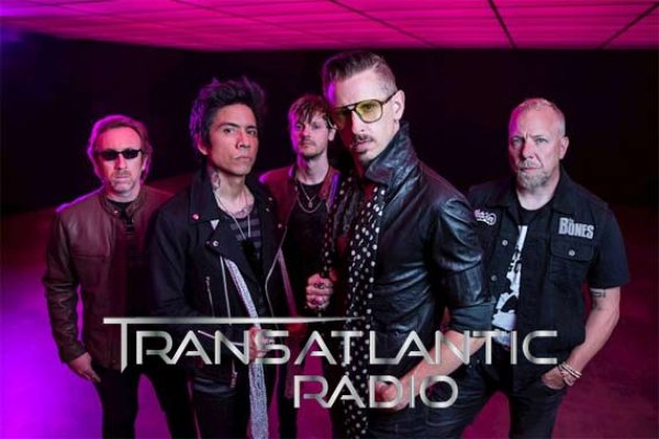 TRANSATLANTIC RADIO kündigen Debüt-Album «Midnight Transmission» an und stellen erste Single «Wide Awake» vor