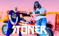 STÖNER (feat. Brant Bjork, Nick Oliveri &amp; Ryan Güt) teilen ersten Song vom kommenden Album «totally…»