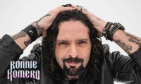RONNIE ROMERO stellt den Titelsong seines aktuellen Albums «Too Many Lies, Too Many Masters» in einem Lyric-Video vor