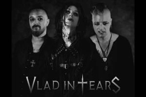 VLAD IN TEARS veröffentlichen neue Single und Video mit ihrer Version von «Last Christmas»