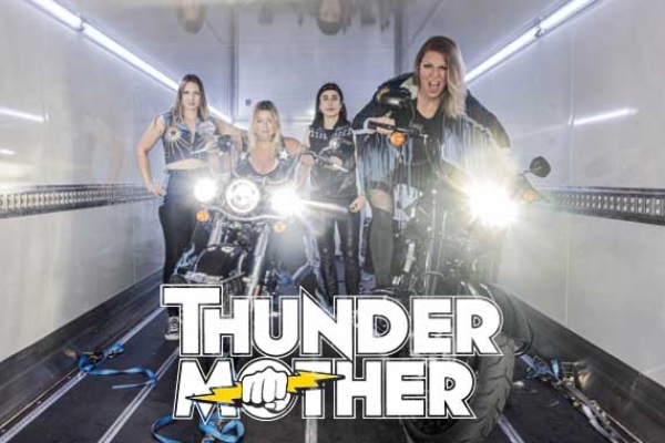 THUNDERMOTHER präsentieren gruseliges Video zu «Dead Or Alive» aus dem anstehenden Studio-Album «Dirty &amp; Divine»