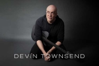 DEVIN TOWNSEND bringt atmosphärische und schwere neue Single «Jainism» heraus, mit passendem Video