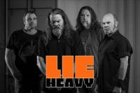 LIE HEAVY, die US-Heavy Rock Supergroup, starten mit Debüt-Album «Burn To The Moon» im April &#039;24 und streamen den Titelsong