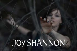 JOY SHANNON: Einblick in Klang, Raum und emotionale Kunstfertigkeit