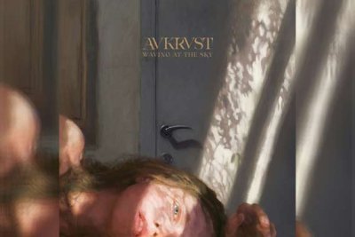 AVKRVST - Waving At The Sky